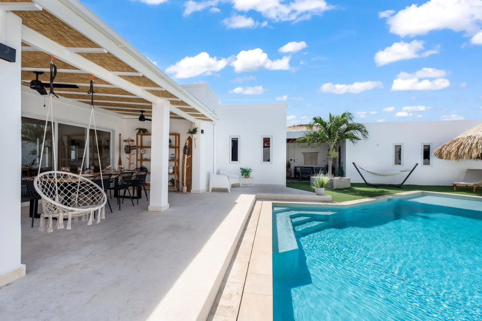Villa Charly• NEW 4BR Pool & Gym photo 5