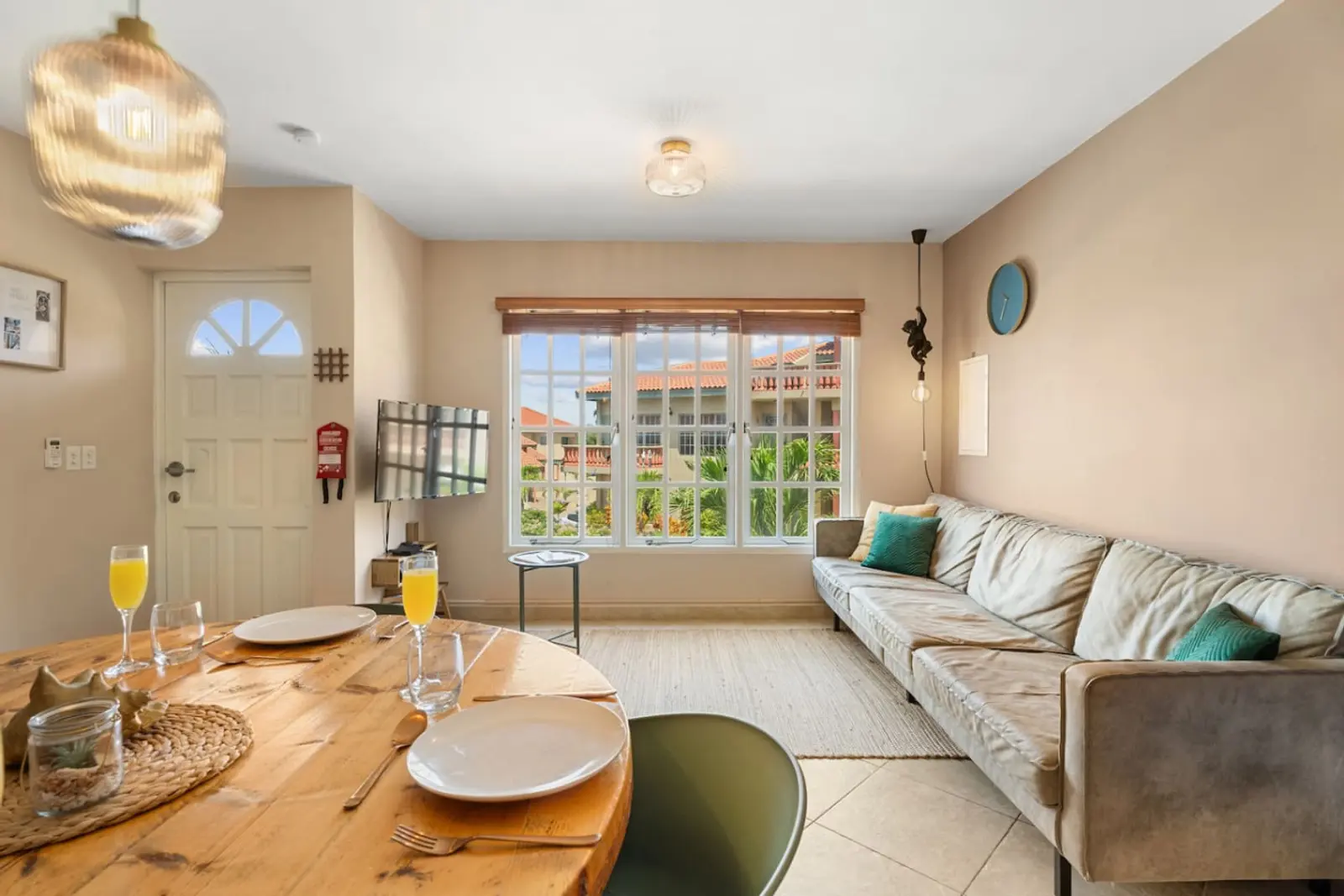 NEW 1BR 1BA Palma Real Walking to Palm Beach Area photo 6