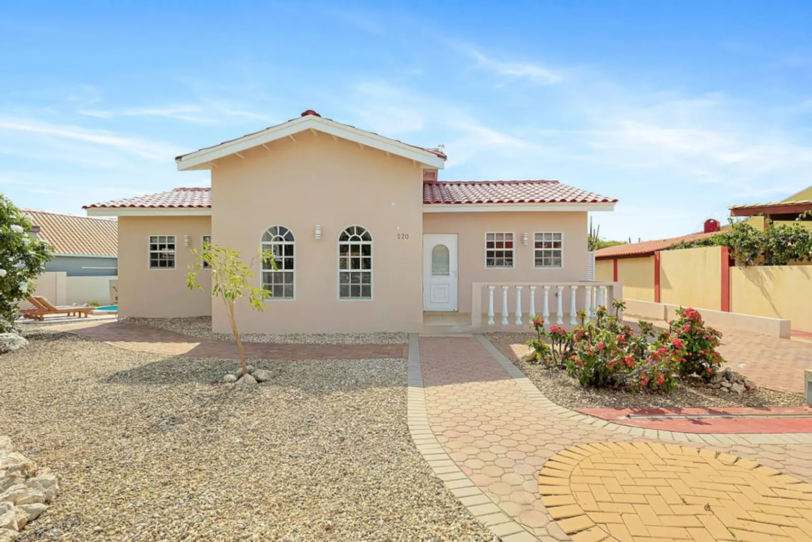 Mango Villa 3BR with Big Pool photo 3