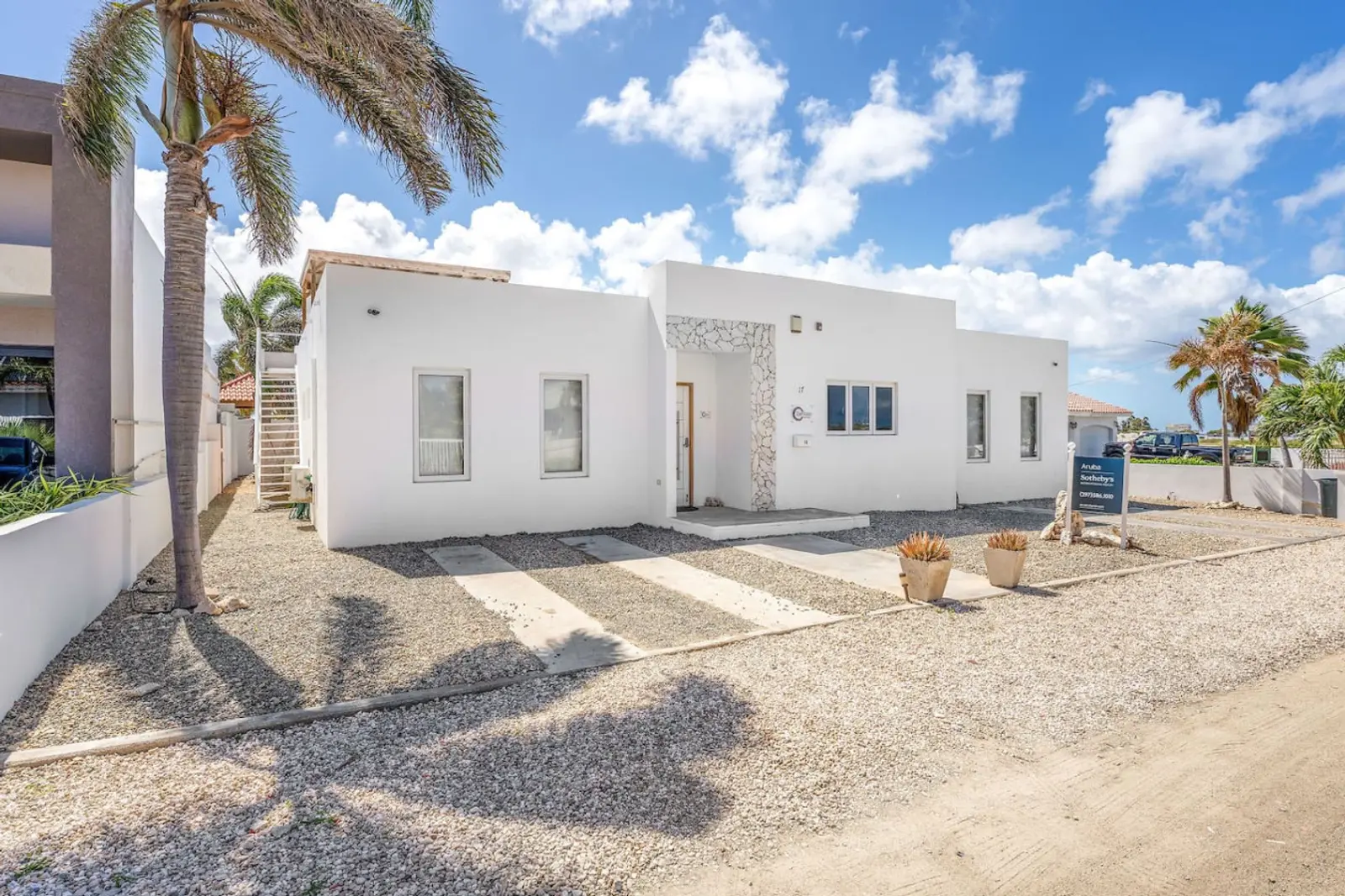 Ruby Villa with Rooftop photo 6